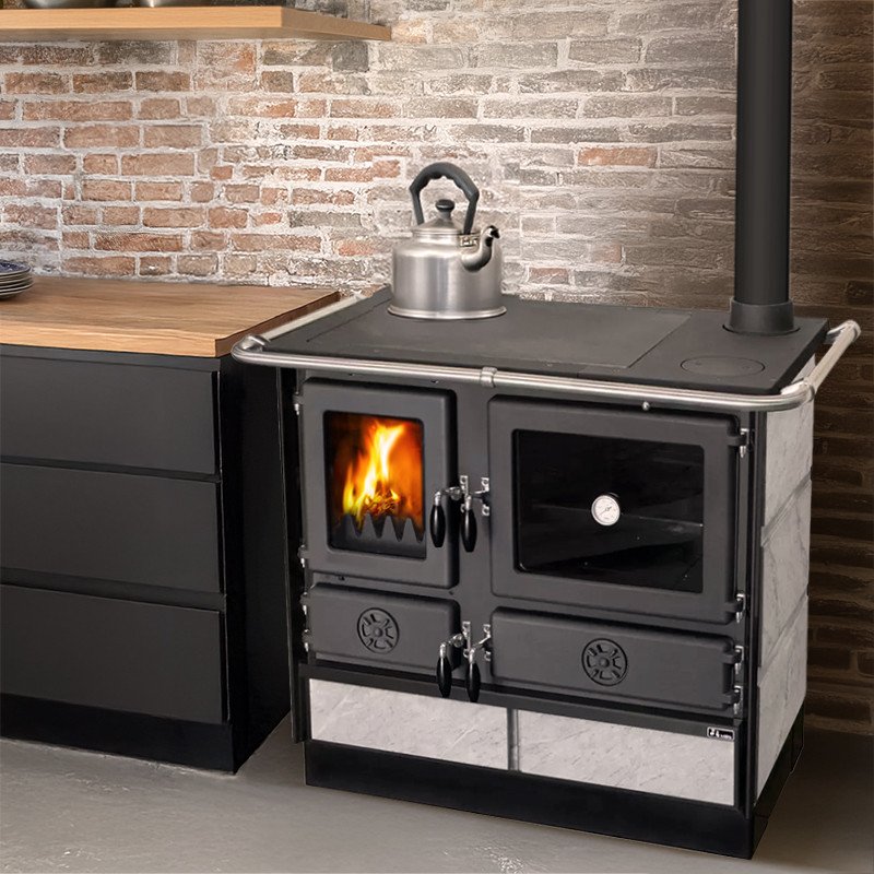 cuisiniere-a-bois-bouilleur-thermo-magnum-pierre-ollaire.jpg Cuisinière à bois bouilleur Thermo MBS Magnum pierre ollaire 15 Kw – Image 1