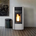 Poêle à granulés MCZ CLUB Comfort Air Matic 14 M3 Core 14.1 kW – Image 4